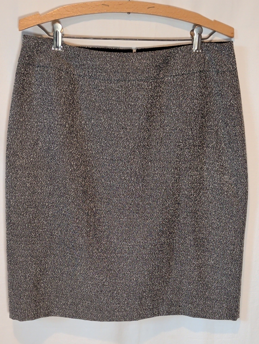 White House Black Market Silver-Gray Pencil Skirt